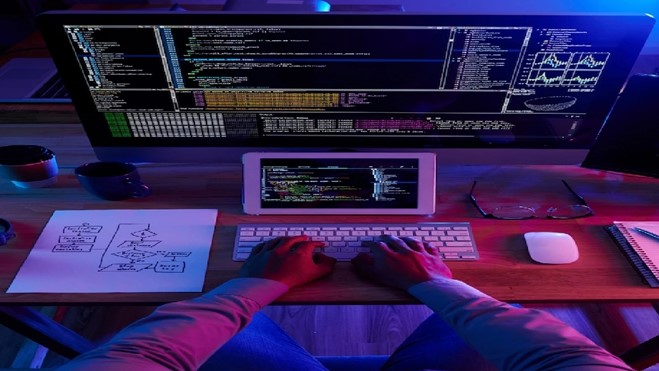 زبان برنامه‌نویسی پایتون یا متلب
